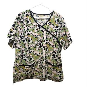 Tafford Floral Cows Scrub Top Women's Size L Nurse Medical Vet Childcare Fun